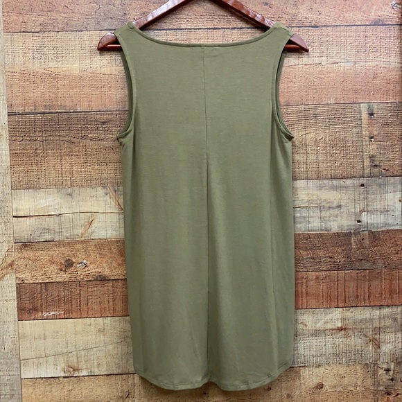 Zenana Leopard Pocket Tank in OD Green - Picture 4 of 5